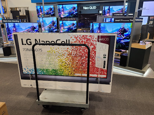 Electronics Store «Best Buy», reviews and photos, 7830 Plaza Blvd, Mentor, OH 44060, USA