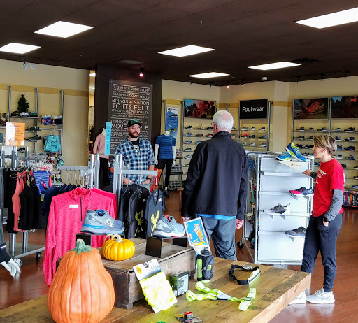 Running Store «Fleet Feet Sports Ridgeway», reviews and photos, 2522 Ridgeway Ave, Rochester, NY 14626, USA