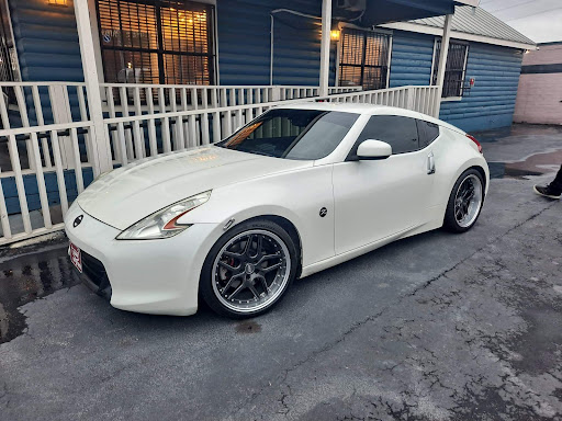 Used Car Dealer «Luna Car Center», reviews and photos, 4415 San Pedro Ave, San Antonio, TX 78212, USA