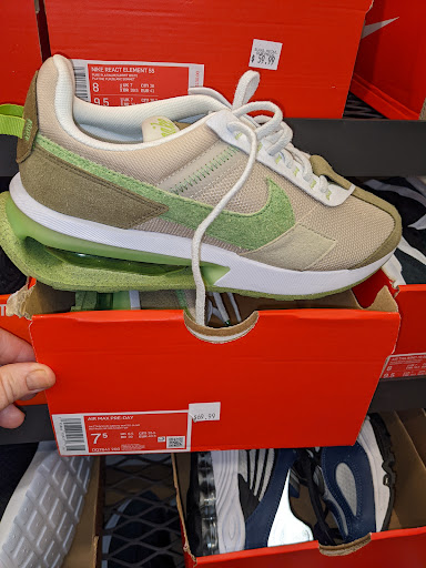 Clothing Store «Nike Clearance Store», reviews and photos, 4099 S Plaza Dr, Memphis, TN 38116, USA