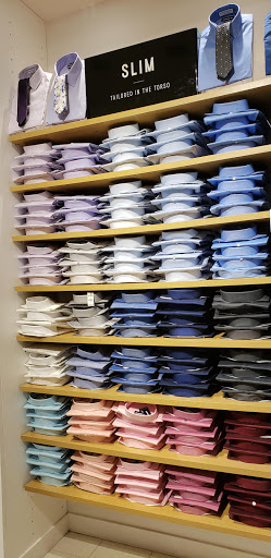 Clothing Store «Express», reviews and photos, 1400 Willowbrook Mall, Wayne, NJ 07470, USA