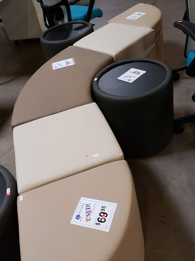 Office Furniture Store «Arizona Office Liquidators & Designs», reviews and photos, 3920 E Broadway Rd, Phoenix, AZ 85040, USA