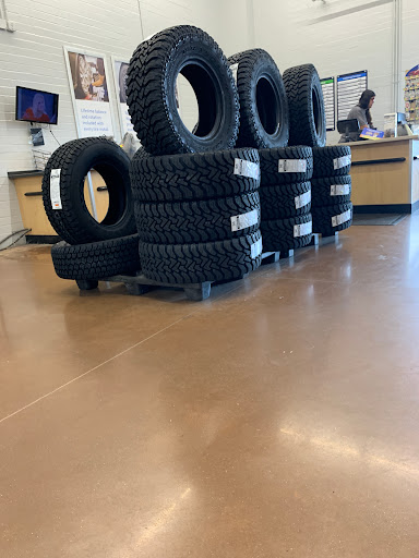 Tire Shop «Walmart Tires & Auto Parts», reviews and photos, 2020 Bashford Manor Ln, Louisville, KY 40218, USA