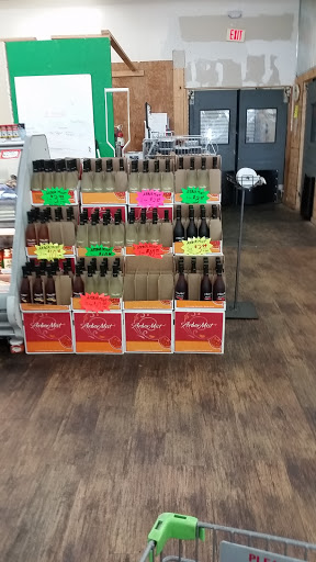 Grocery Store «The Hometown Market», reviews and photos, 401 Plaza Dr, Eustis, FL 32726, USA