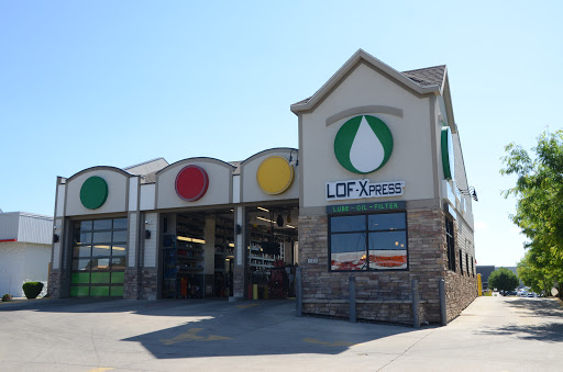Auto Body Shop «LOF-Xpress Oil Change - Ames», reviews and photos, 520 S Duff Ave, Ames, IA 50010, USA