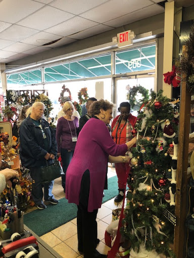 Thrift Store «Garden Patch Thrift Shoppe», reviews and photos, 309 S Spring St, Murfreesboro, TN 37130, USA