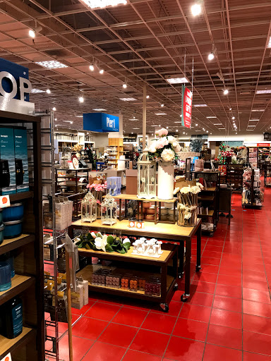 Home Goods Store «Pier 1 Imports», reviews and photos, 3116 Northline Ave, Greensboro, NC 27408, USA