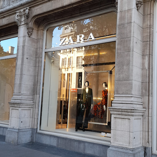 Novia stores Antwerp