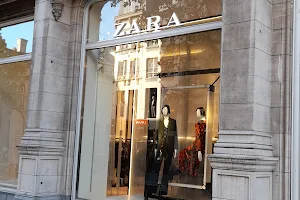 Zara image