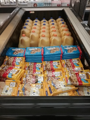 Department Store «Walmart Supercenter», reviews and photos, 300 Iowa Speedway Dr, Newton, IA 50208, USA