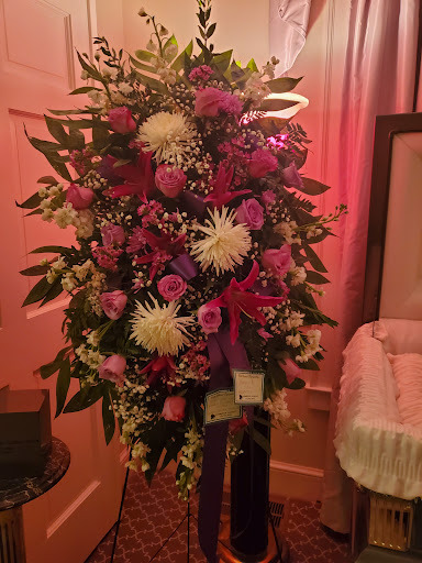 Florist «Shamrock Florist», reviews and photos, 8460 Senoia Rd, Fairburn, GA 30213, USA