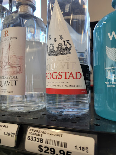 Liquor Store «Santiam Liquor Store», reviews and photos, 2530 Pacific Blvd SE, Albany, OR 97322, USA