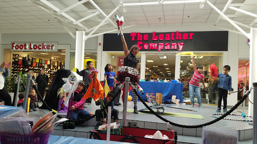 Shopping Mall «Hudson Mall», reviews and photos, 701 NJ-440, Jersey City, NJ 07304, USA