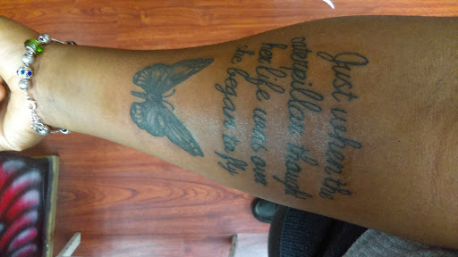 Tattoo Shop «Skin Tight Tattoo», reviews and photos, 2863 W Sunrise Blvd, Fort Lauderdale, FL 33311, USA