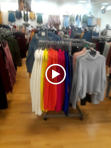 Shopping Mall «Palmer Park Mall», reviews and photos, 123 Palmer Park Mall, Easton, PA 18045, USA