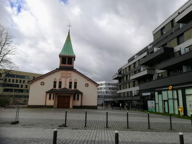 Comentarii opinii despre Église Sainte-Jeanne-d'Arc