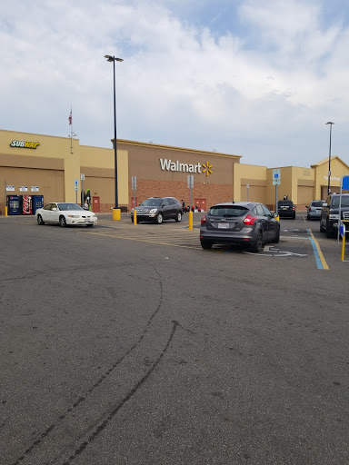 Department Store «Walmart Supercenter», reviews and photos, 1470 S Court St, Circleville, OH 43113, USA