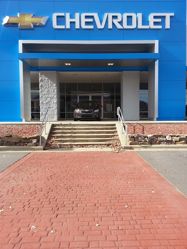 Car Dealer «Waynesville Chevrolet Buick», reviews and photos, 285 Hyatt Creek Rd, Waynesville, NC 28786, USA