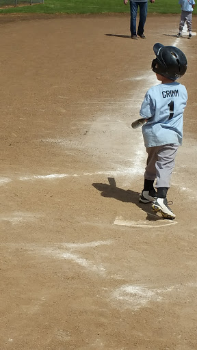 Dog Park «Chapin Park», reviews and photos, 338 Warner Parrott Rd, Oregon City, OR 97045, USA