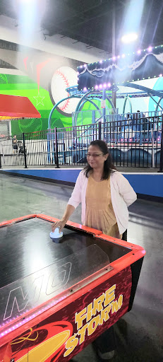 Amusement Center «Scene75 Entertainment Center», reviews and photos, 6196 Poe Ave, Dayton, OH 45414, USA