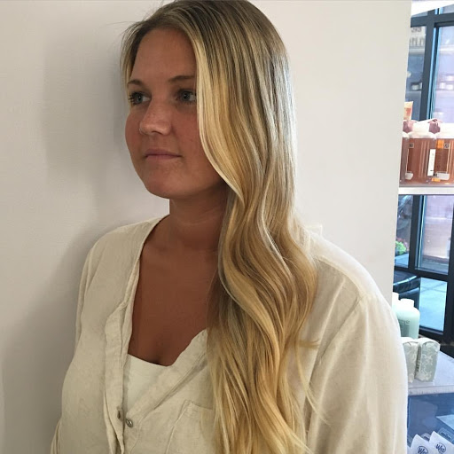 Beauty Salon «Blu A Color Salon», reviews and photos, 912 Meramec Station Rd, Valley Park, MO 63088, USA