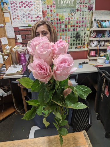 Liquor Store «AL&AL Liquor», reviews and photos, 400 W Dundee Rd, Buffalo Grove, IL 60089, USA