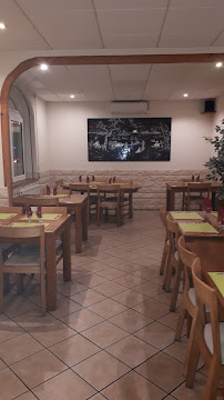 Atmosphère du Restaurant vietnamien Délices d'Asie Sarl à Idron - n°2