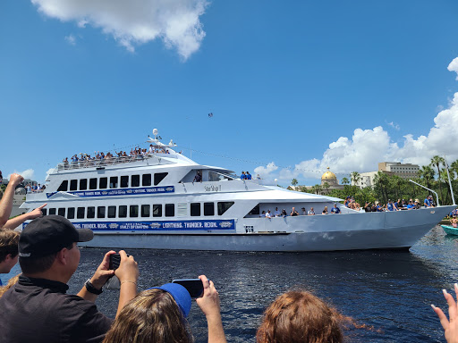 Park «Curtis Hixon Waterfront Park», reviews and photos, 600 N Ashley Dr, Tampa, FL 33602, USA