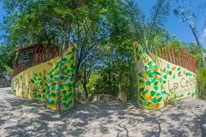 Parque La Ceiba image