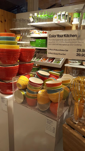 Furniture Store «Crate and Barrel», reviews and photos, 777 Boylston St, Boston, MA 02116, USA