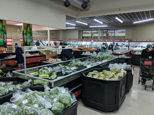 Shopping Mall «Fubonn Shopping Center», reviews and photos, 2850 SE 82nd Ave #80, Portland, OR 97266, USA