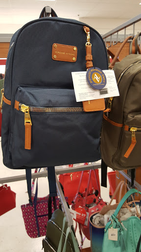 Department Store «T.J. Maxx», reviews and photos, 68 Frontage Rd, East Haven, CT 06512, USA