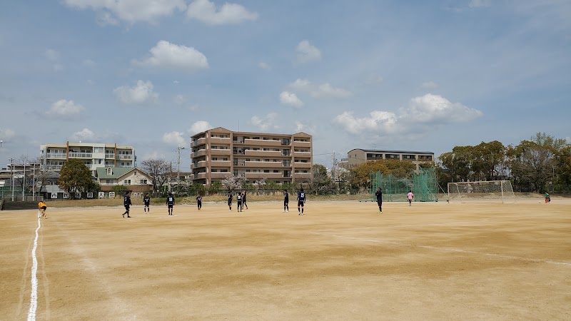 西宮市中央運動公園陸上競技場