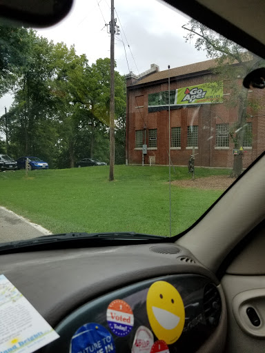 Recreation Center «Go Ape Zip Line & Treetop Adventure - Creve Coeur Park», reviews and photos, 13219 Streetcar Dr, Maryland Heights, MO 63043, USA