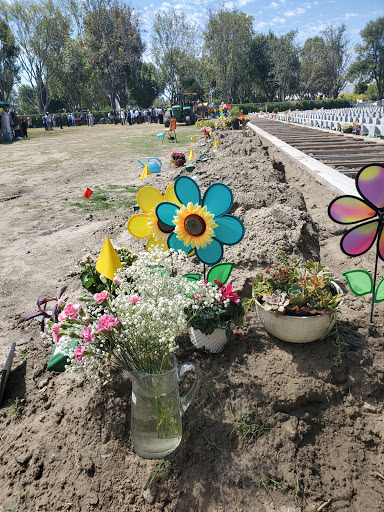 Funeral Home «Westminster Memorial Park Mortuary», reviews and photos, 14801 Beach Blvd, Westminster, CA 92683, USA