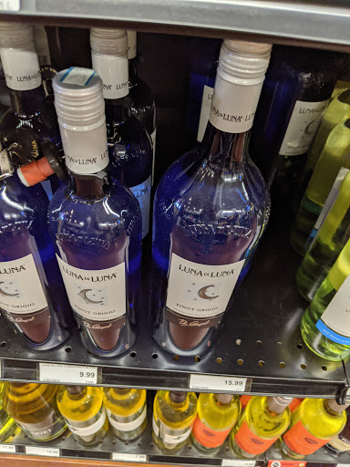 Liquor Store «Hop &Vine Liquors», reviews and photos, 187 County Road 519, Belvidere, NJ 07823, USA