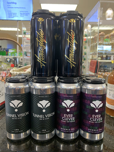 Liquor Store «Peavine Wine & Spirits», reviews and photos, 745 Peavine Rd, Crossville, TN 38571, USA