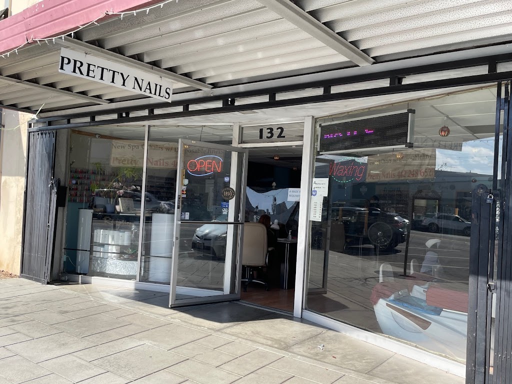 Pretty Nails 92025