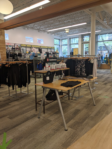 Sporting Goods Store «Gazelle Sports Kalamazoo», reviews and photos, 214 S Kalamazoo Mall, Kalamazoo, MI 49007, USA