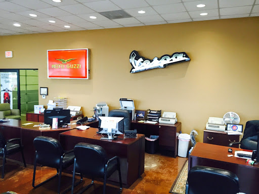 Car Dealer «Ultimate Motor Cars», reviews and photos, 2101 Ogden Ave, Downers Grove, IL 60515, USA