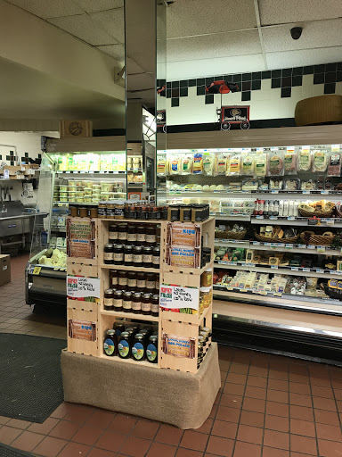 Grocery Store «Super Foodtown of Caldwell», reviews and photos, 370 Bloomfield Ave, Caldwell, NJ 07006, USA