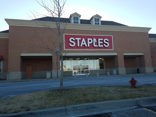 Staples, 6272 Saginaw Rd, Grand Blanc, MI 48439, USA, 