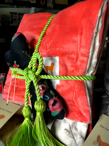 Pet Supply Store «Lazy Creek Discount Pet Food & Supplies», reviews and photos, 351 E Church St, Leesville, SC 29070, USA