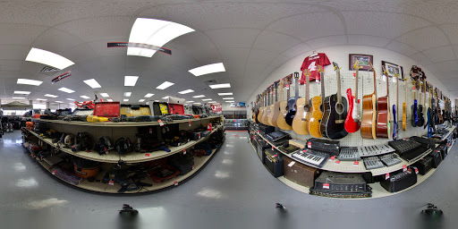 Pawn Shop «Quik Pawn Shop», reviews and photos, 622 15th St, Tuscaloosa, AL 35401, USA