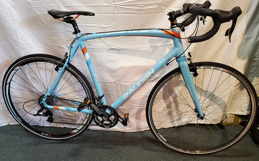 Sporting Goods Store «Play It Again Sports & Cycle», reviews and photos, 1304 Stewart St, Seattle, WA 98109, USA