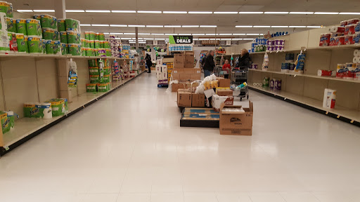 Grocery Store «Giant Food Stores», reviews and photos, 539 Oak Ave, Aldan, PA 19018, USA