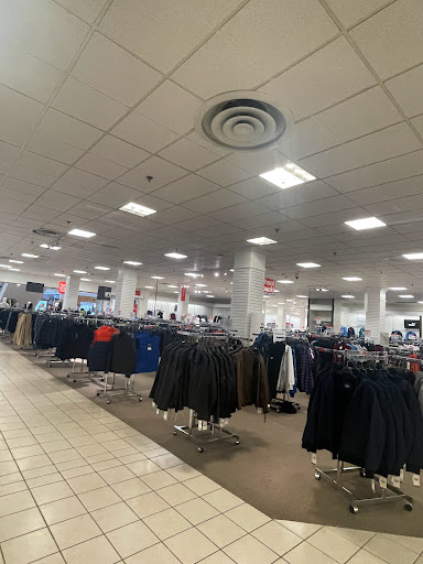 Department Store «JCPenney», reviews and photos, 100 4 Seasons Town Center Ent, Greensboro, NC 27407, USA