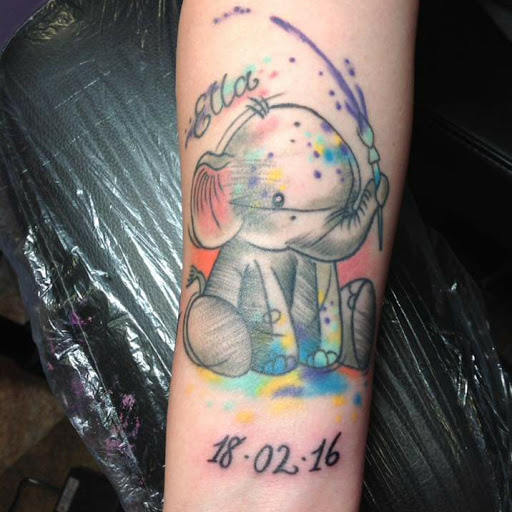 Find is a hand tattoo a bad idea for your next unique tattoo in Sioux Falls at Permanent Addictions