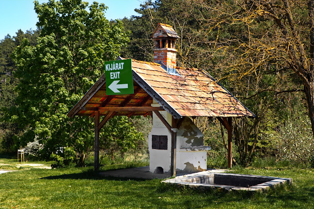 Pilisszentiván, Sport tér, 2084