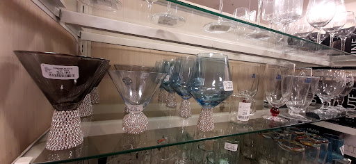 Department Store «HomeGoods», reviews and photos, 5530 Reseda Blvd, Tarzana, CA 91356, USA